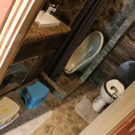 Vintage In Old Town Apartment *